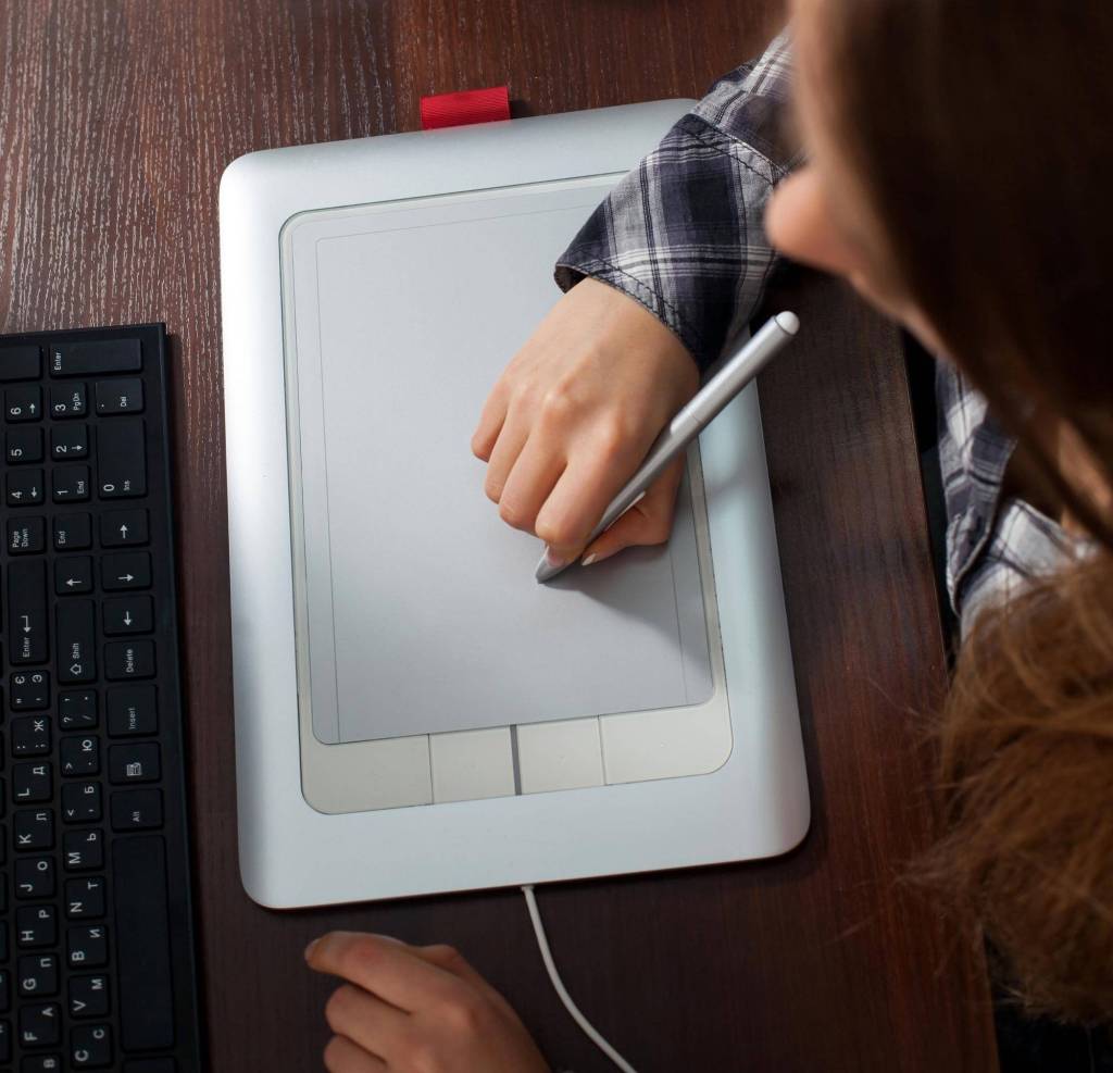 Który tablet graficzny wybrać aby spełnił twoje oczekiwania?